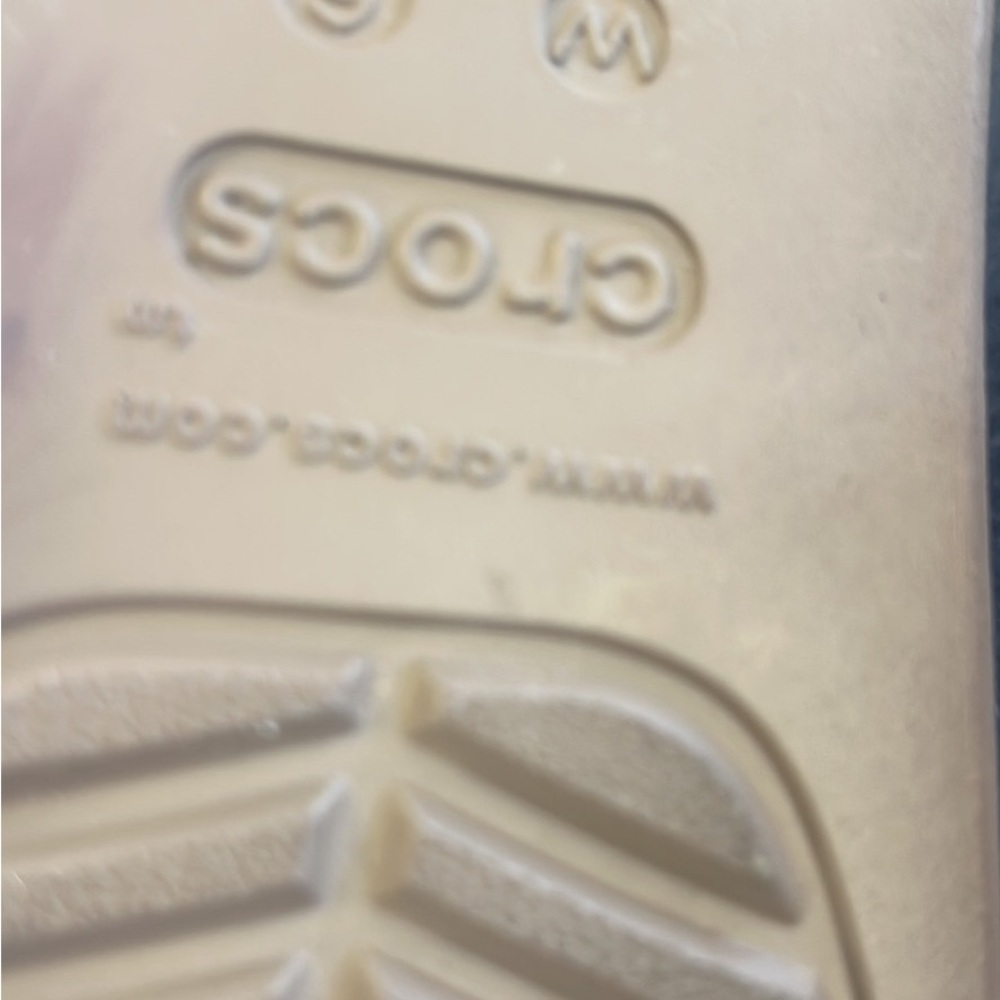 Crocs platform - Picture 4 of 5